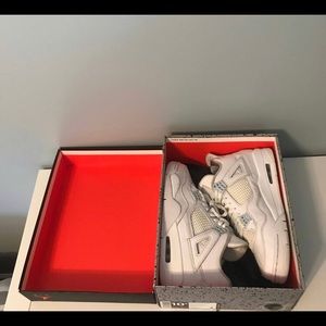 Mens Jordan 4 Pure Money Size 10.5